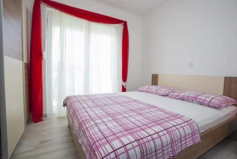 Apartman Tony Makarska Bagian luar foto